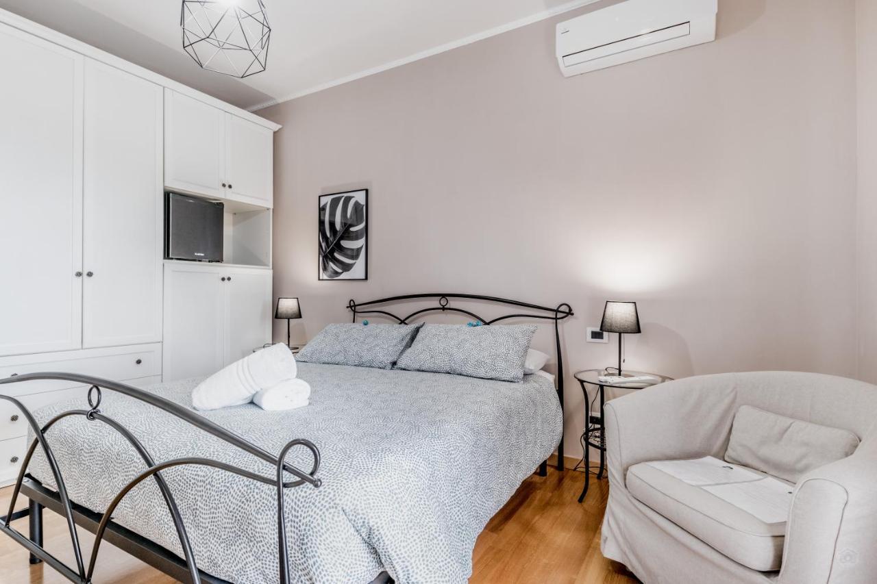 B&B A Casa Di Giulia Guidonia Eksteriør billede