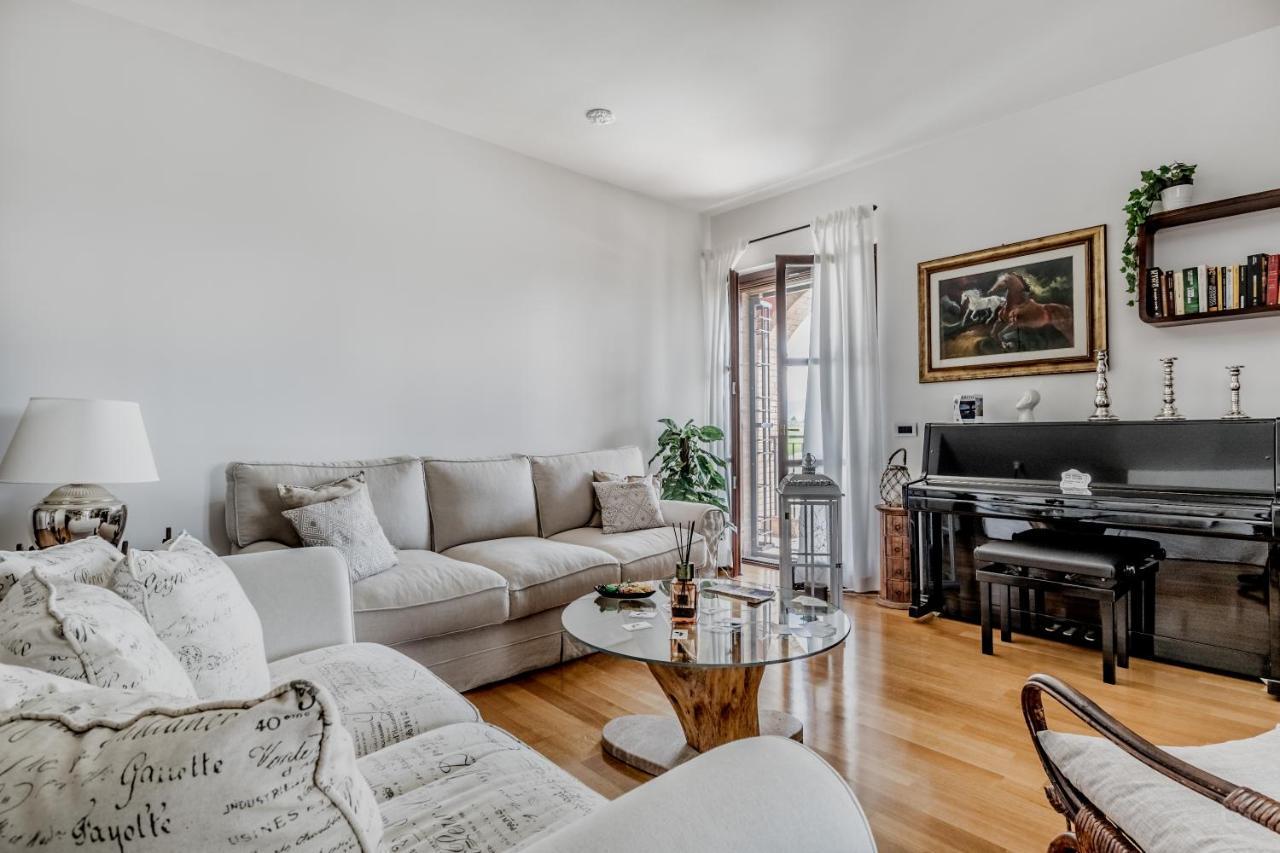 B&B A Casa Di Giulia Guidonia Eksteriør billede